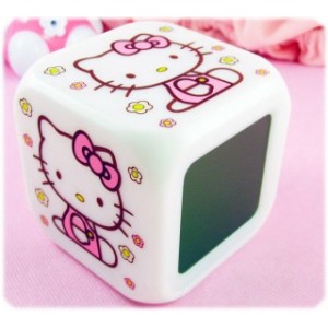 hello kitty color cambiable despertador(con im&aacute;gen de hello kitty)
